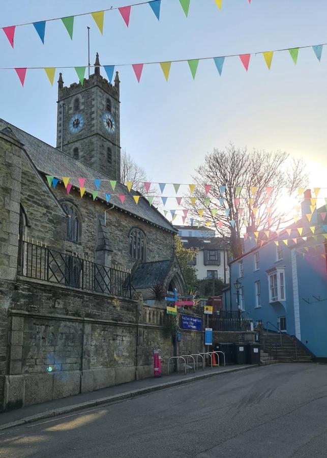 The Bunker-Luxe Central Falmouth Getaway With Stunning Sea Views エクステリア 写真