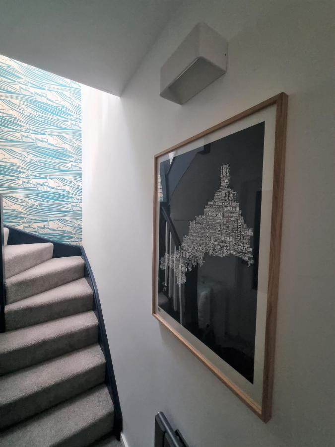 The Bunker-Luxe Central Falmouth Getaway With Stunning Sea Views エクステリア 写真