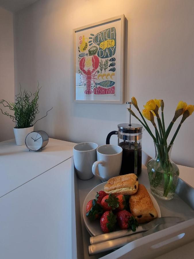 The Bunker-Luxe Central Falmouth Getaway With Stunning Sea Views エクステリア 写真