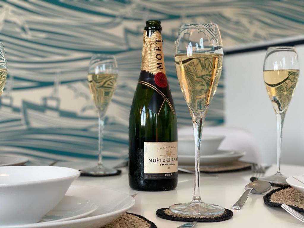 The Bunker-Luxe Central Falmouth Getaway With Stunning Sea Views エクステリア 写真