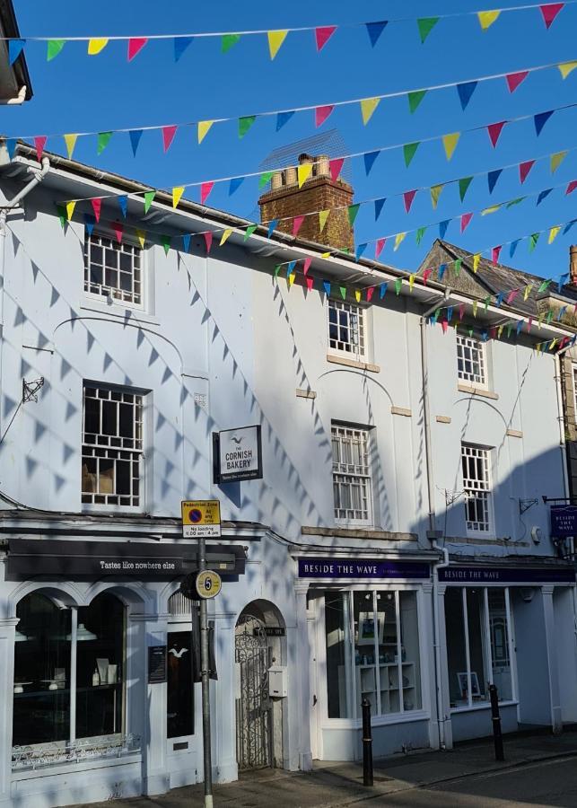 The Bunker-Luxe Central Falmouth Getaway With Stunning Sea Views エクステリア 写真