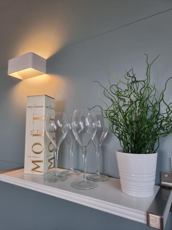 The Bunker-Luxe Central Falmouth Getaway With Stunning Sea Views エクステリア 写真