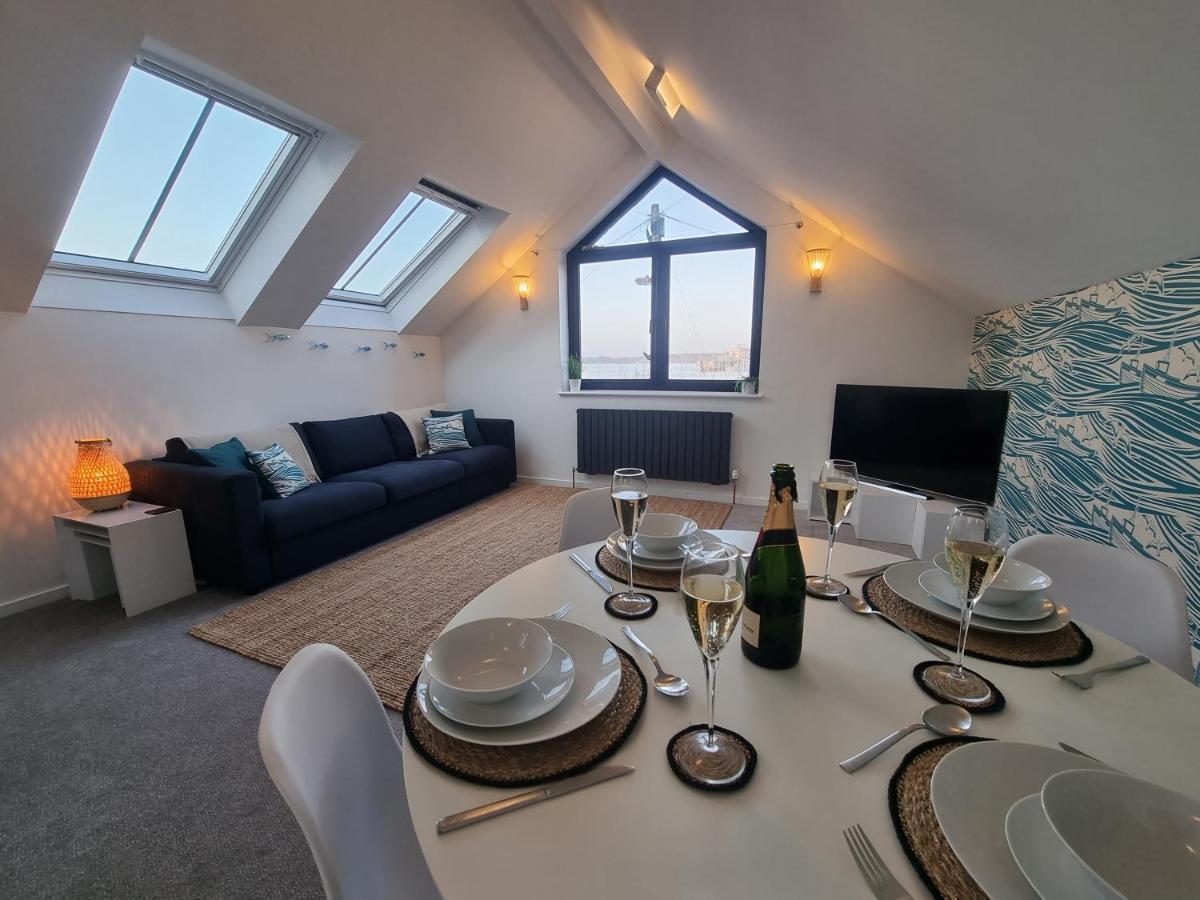 The Bunker-Luxe Central Falmouth Getaway With Stunning Sea Views エクステリア 写真