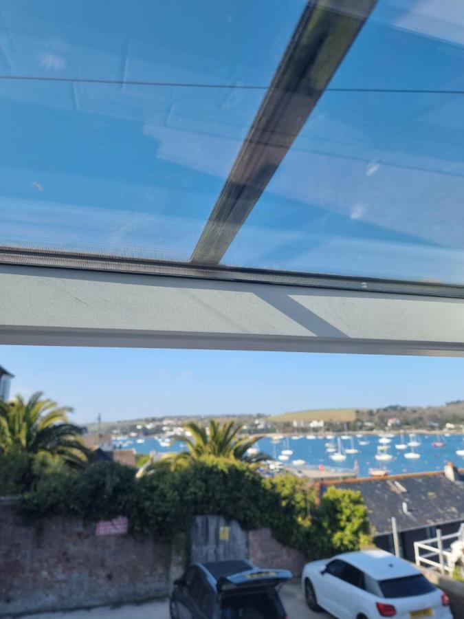The Bunker-Luxe Central Falmouth Getaway With Stunning Sea Views エクステリア 写真