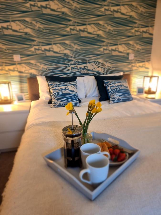 The Bunker-Luxe Central Falmouth Getaway With Stunning Sea Views エクステリア 写真